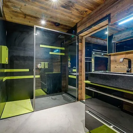 Authentique Chalet De Montagne A - 16pers Tignes